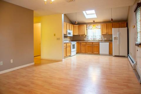 45 Orpheum Ave, Springfield, MA 01118 photo 5