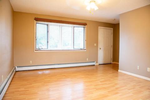 45 Orpheum Ave, Springfield, MA 01118 photo 9