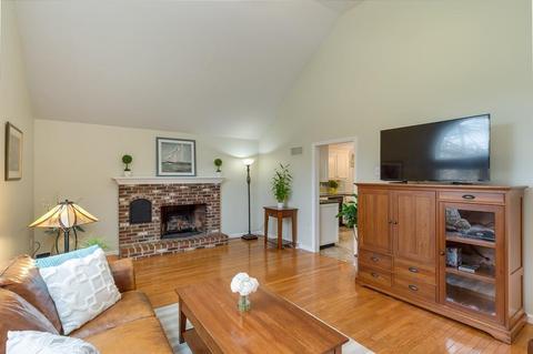 10 Waldingfield Rd, Georgetown, MA 01833 photo 12