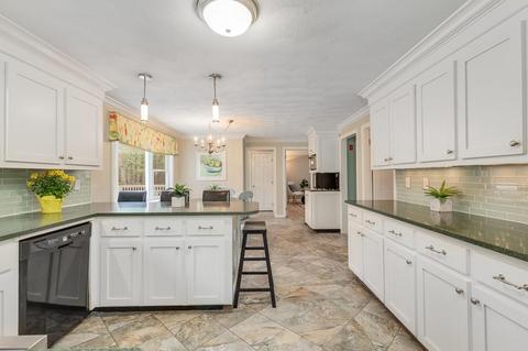10 Waldingfield Rd, Georgetown, MA 01833 photo 6