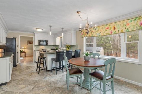 10 Waldingfield Rd, Georgetown, MA 01833 photo 8