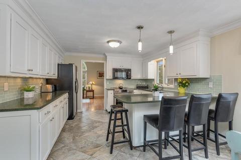 10 Waldingfield Rd, Georgetown, MA 01833 photo 5