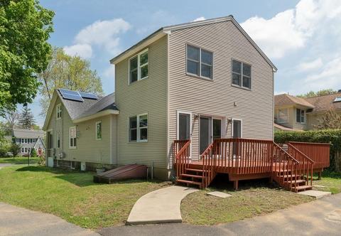 75 Maple Rd, Longmeadow, MA 01106 photo 3