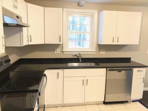 20 Oakcrest Dr, Framingham, MA 01701 photo 2