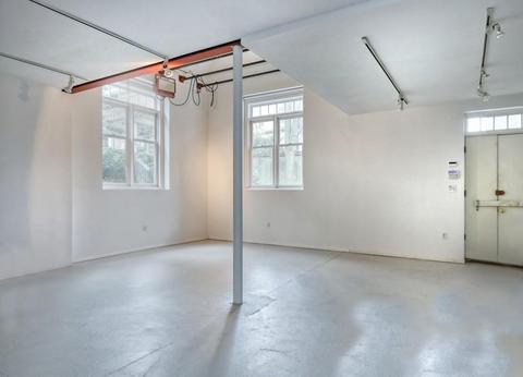 223 Aspinwall Ave, Brookline, MA 02446 photo 28