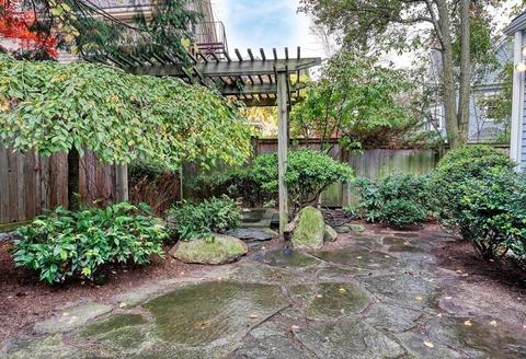 223 Aspinwall Ave, Brookline, MA 02446 photo 31