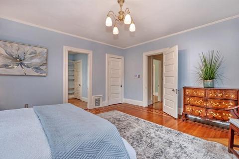 223 Aspinwall Ave, Brookline, MA 02446 photo 17