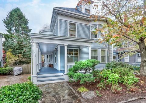 223 Aspinwall Ave, Brookline, MA 02446 photo 2