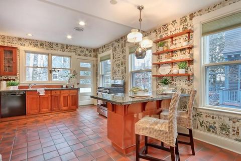 223 Aspinwall Ave, Brookline, MA 02446 photo 12