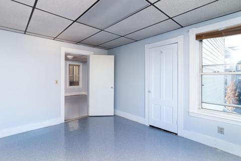 60 Harrison St, Worcester, MA 01604 photo 8