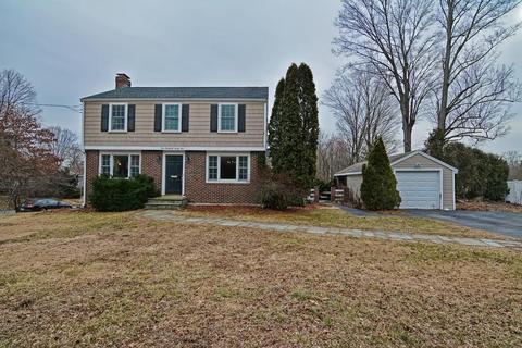 166 Maple St, Framingham, MA 01702 photo 2