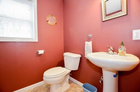 11 Elmwood St, Wareham, MA 02571 photo 17