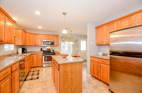 11 Elmwood St, Wareham, MA 02571 photo 11