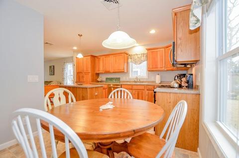 11 Elmwood St, Wareham, MA 02571 photo 16