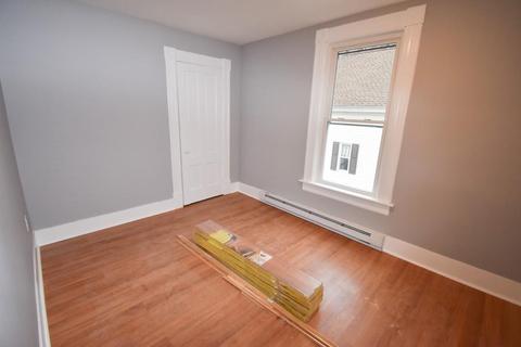 7 Ann St, Chicopee, MA 01020 photo 16
