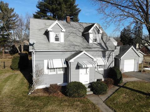 21 Schley St, Chicopee, MA 01020 photo 1