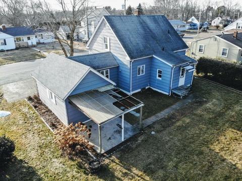 21 Schley St, Chicopee, MA 01020 photo 4