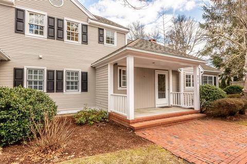 211 Dunrobin, Mashpee, MA 02649 photo 1