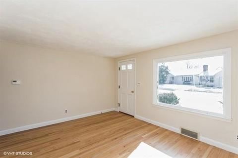 167 Atherton St, Springfield, MA 01104 photo 9