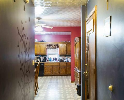 198 Tecumseh St, Fall River, MA 02721 photo 24
