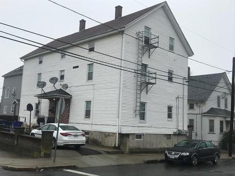 198 Tecumseh St, Fall River, MA 02721 photo 1