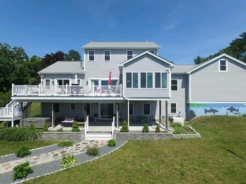 87 Oak St, Wareham, MA 02571 photo 4