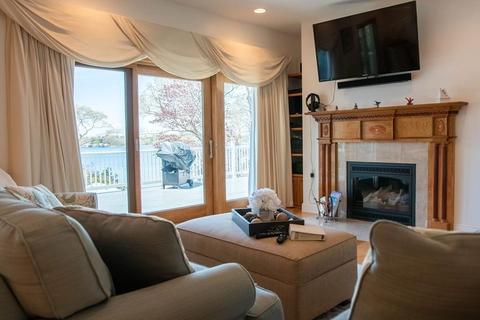 87 Oak St, Wareham, MA 02571 photo 10