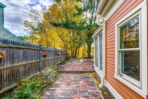 152 Main St, Upton, MA 01568 photo 22