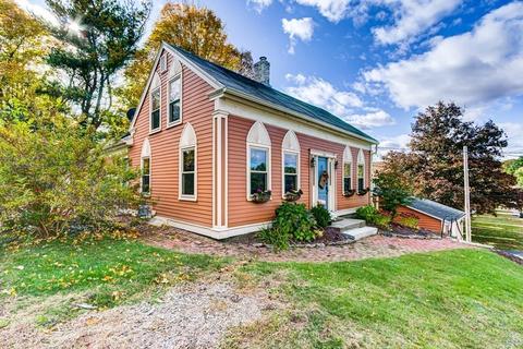 152 Main St, Upton, MA 01568 photo 4