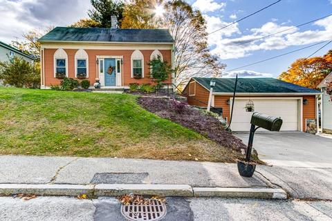 152 Main St, Upton, MA 01568 photo 2