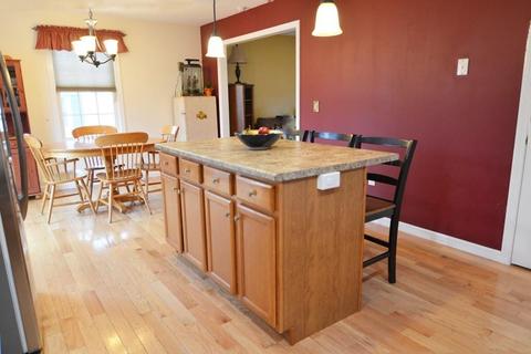 47 Conrad St, Chicopee, MA 01013 photo 8