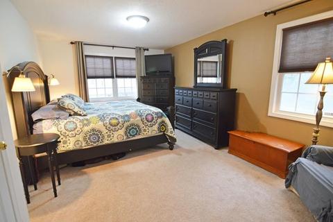 47 Conrad St, Chicopee, MA 01013 photo 11