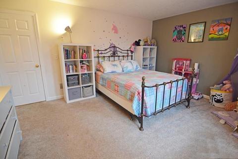 47 Conrad St, Chicopee, MA 01013 photo 18