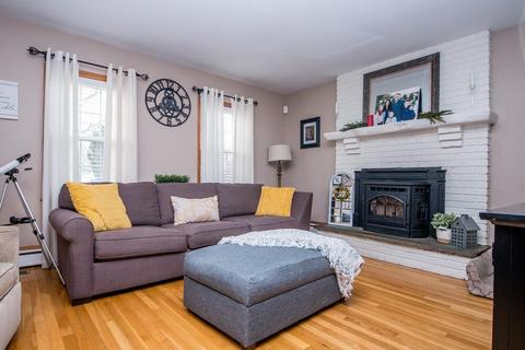 15 Pope St, Acushnet, MA 02743 photo 9