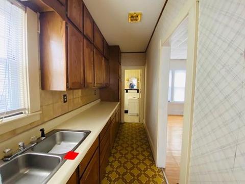 56 Stanley St, Fall River, MA 02720 photo 4