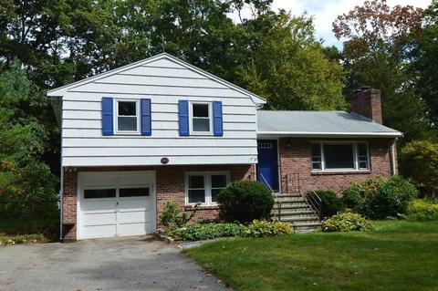 37 Walnut St, Millis, MA 02054 photo 4