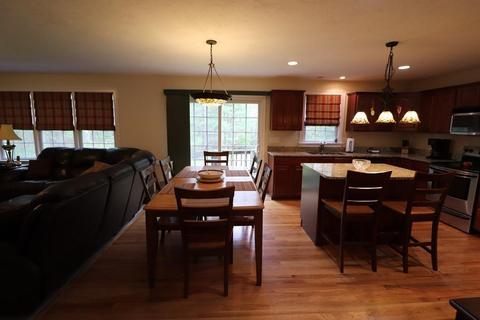 219 Oak St, Raynham, MA 02767 photo 6