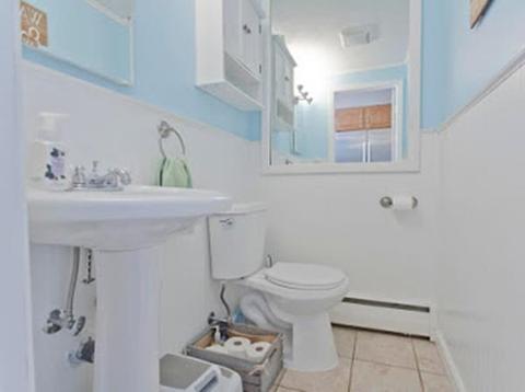 32 Walsh St, Chicopee, MA 01020 photo 9