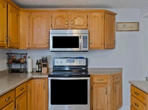 32 Walsh St, Chicopee, MA 01020 photo 4
