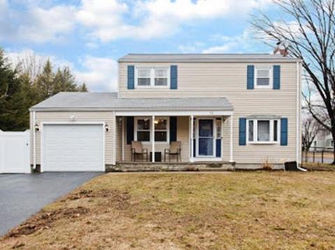 32 Walsh St, Chicopee, MA 01020 photo 1