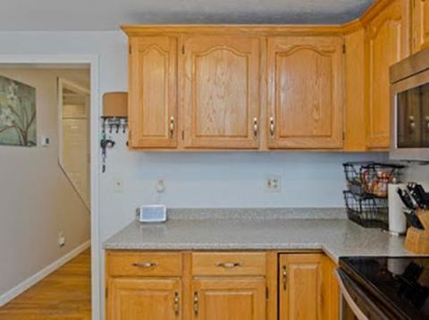 32 Walsh St, Chicopee, MA 01020 photo 7