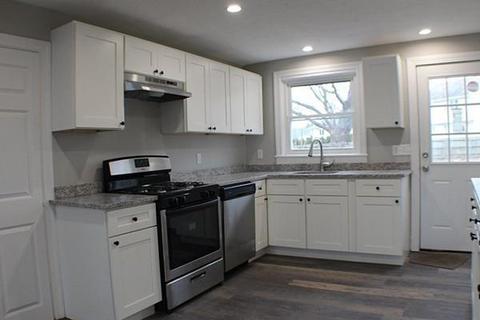1841 Highland Ave, Fall River, MA 02720 photo 21
