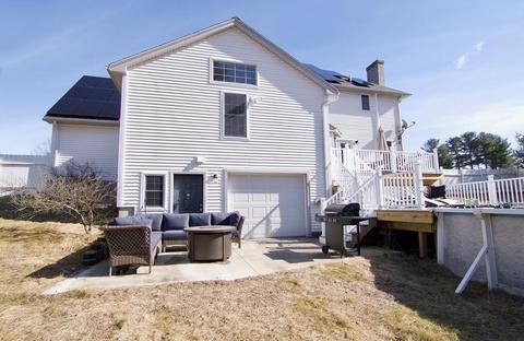 3 Walter Dr, Ware, MA 01082 photo 4