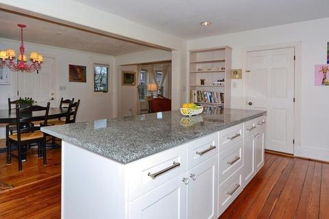 27 Pond St, Marblehead, MA 01945 photo 18