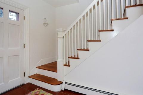 27 Pond St, Marblehead, MA 01945 photo 27