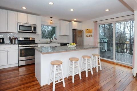 27 Pond St, Marblehead, MA 01945 photo 20