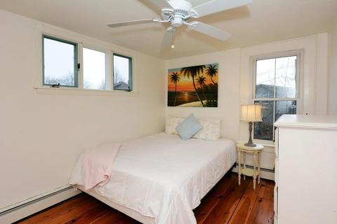 27 Pond St, Marblehead, MA 01945 photo 36