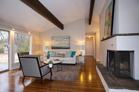 2 Crest Dr, Dover, MA 02030 photo 3