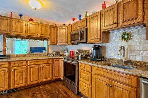 8 Clipper Way, Beverly, MA 01915 photo 19