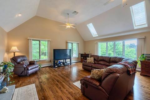 8 Clipper Way, Beverly, MA 01915 photo 24